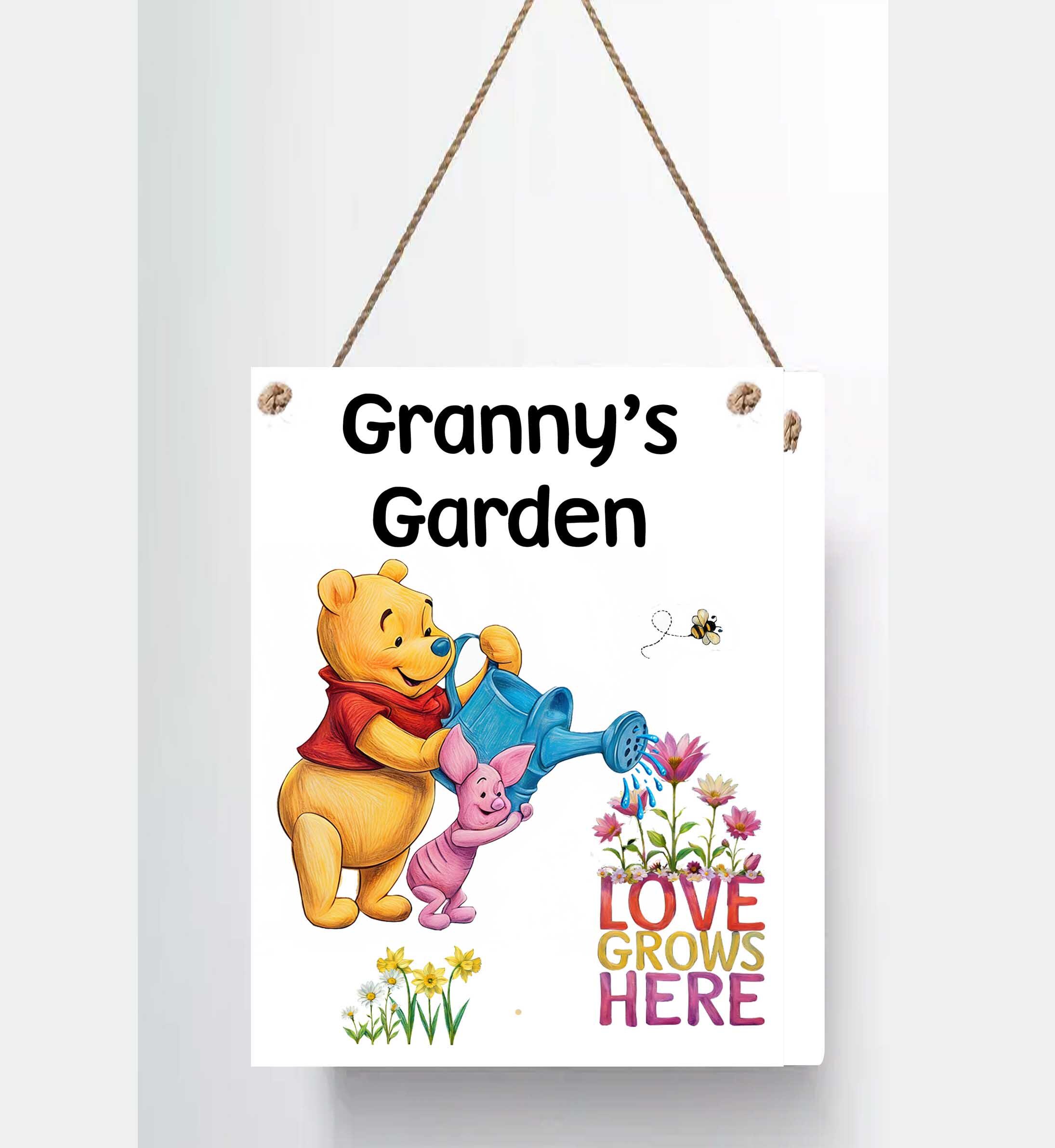 Personalised Bear Garden Sign Metal – Love Grows Here Hanging Outdoor Plaque
